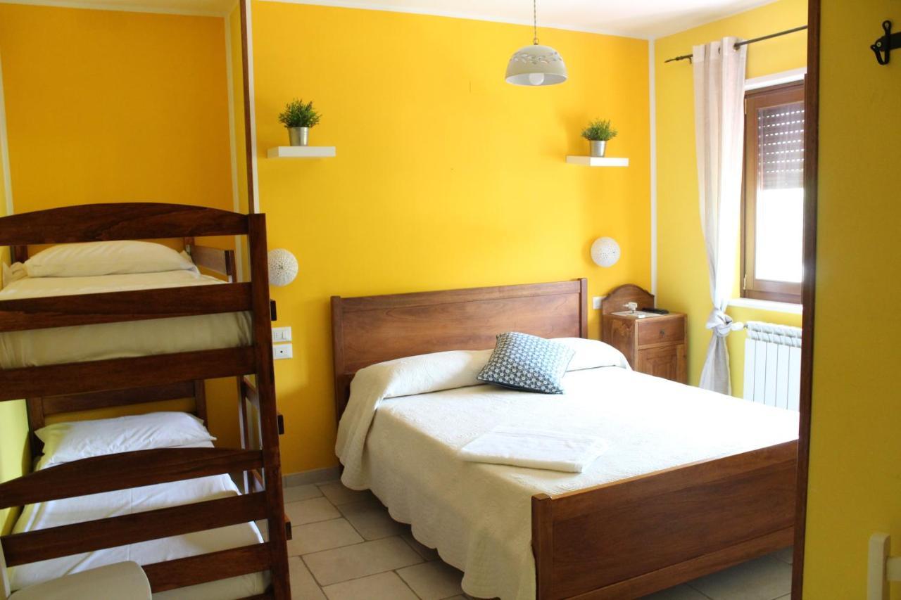 Casa Mita Bed & Breakfast Пулзано Екстериор снимка