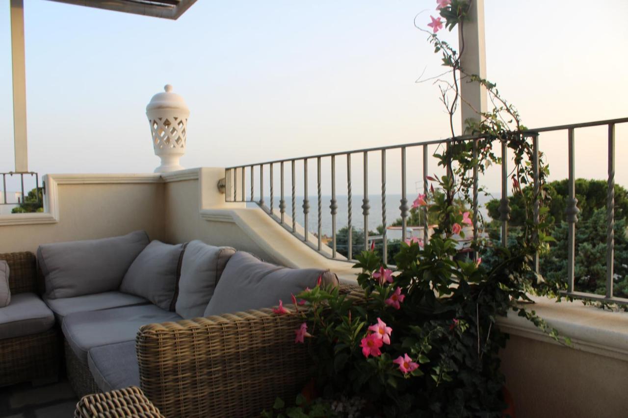 Casa Mita Bed & Breakfast Пулзано Екстериор снимка