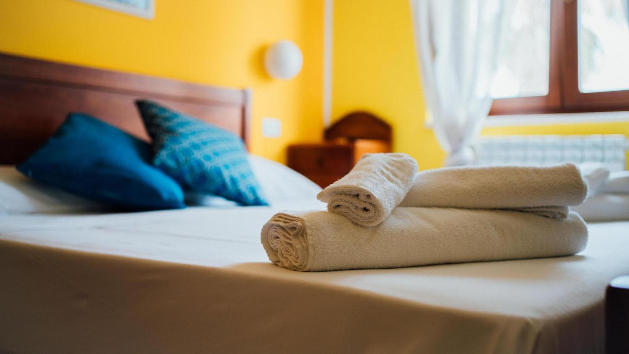 Casa Mita Bed & Breakfast Пулзано Екстериор снимка