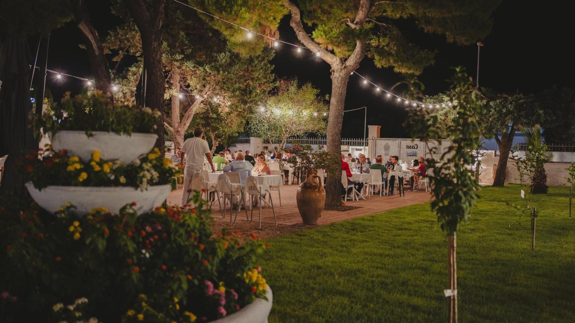 Casa Mita Bed & Breakfast Пулзано Екстериор снимка