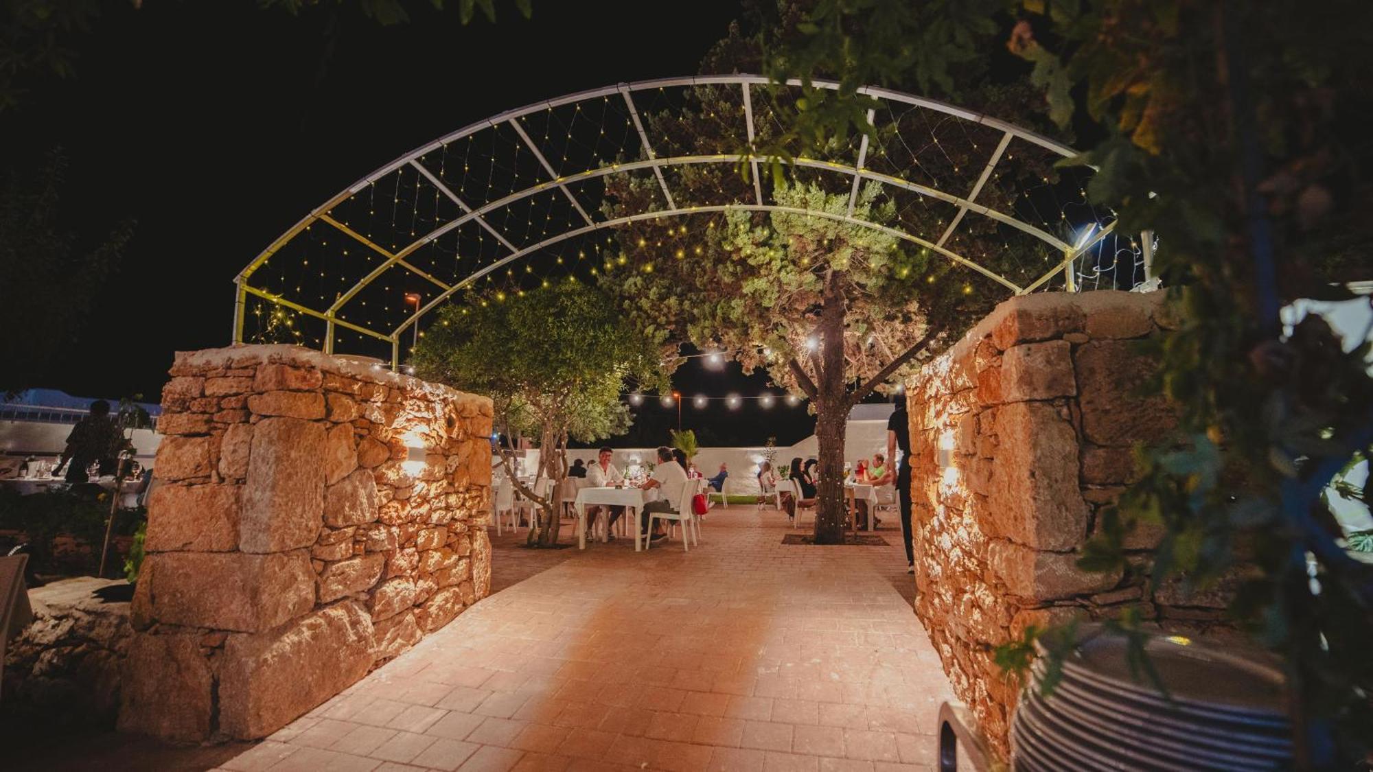 Casa Mita Bed & Breakfast Пулзано Екстериор снимка