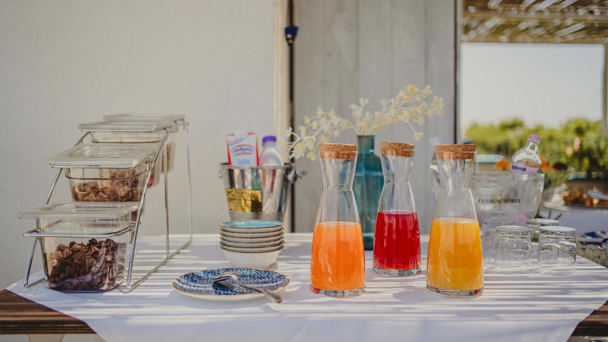 Casa Mita Bed & Breakfast Пулзано Екстериор снимка